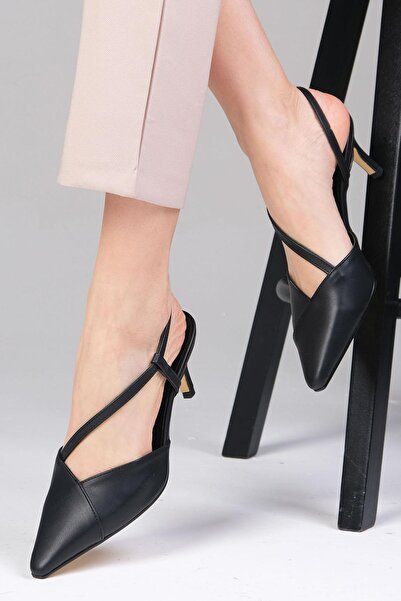 Mio Gusto Dia Black Color Women's Heeled Shoes