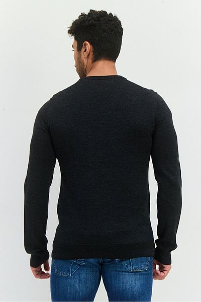 Perry Ellis Men V-neck Long Sleeve Textured Sweatshirt, Black