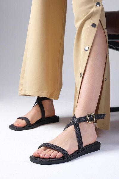 Mio Gusto Arely Black Color Snake Patterned Women's Flat Sandals