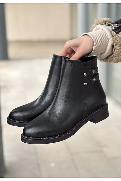 Eng Siari Black Leather Heeled Boots