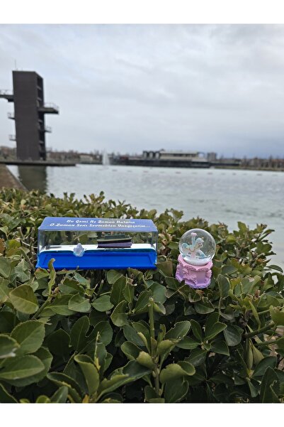 İB GLOBAL Batmayan Gemi & Unicorn Kar Küresi İkili Özel Set