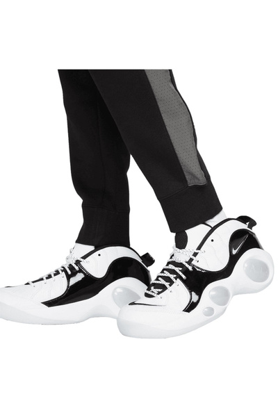 Nike Pantaloni NIKE Sports Fleece Jogger - FN0246-010