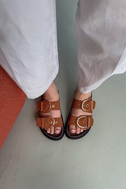 SHOEBELLAS شبشب نسائي من بوريس تان سويدي بإبزيم مزدوج ومفصل