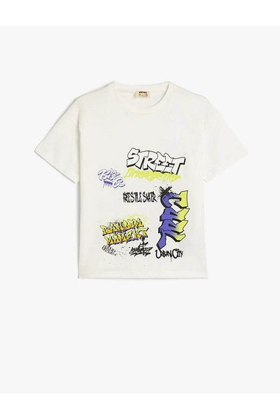 Koton Graffiti Printed Short Sleeve Crew Neck Oversize Ecru Boy's T-Shirt 5Skb10056Tk