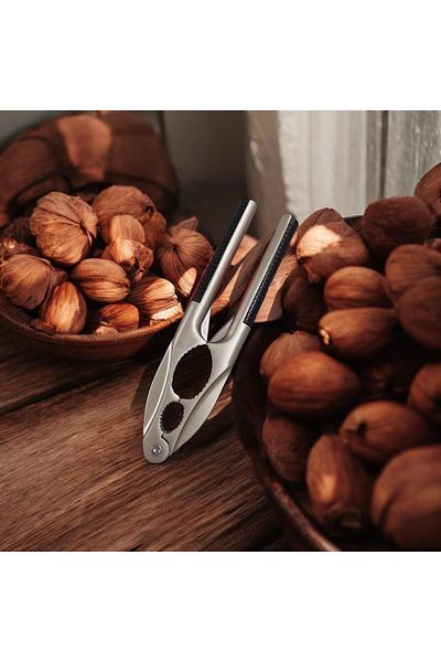 froyalife A++ Quality Steel Hazelnut Cracker and Walnut Cracker Does Not Rust, Does Not Tarnish, Suitable for Professional Use