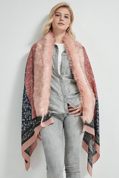 Axesoire 11188-3 Paisley Patterned Pink Poncho