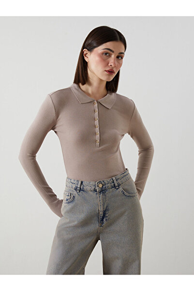 LC Waikiki Καφέ γυναικείο μπλουζάκι με λαιμόκοψη πόλο Μοντάλ