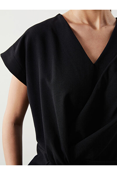 LC Waikiki Γυναικεία μπλούζα LCWAIKIKI Classic με διπλό στήθος Crepe