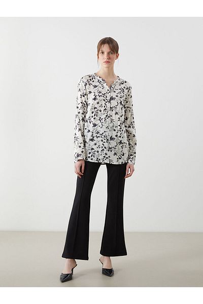 LC Waikiki LCW ECO Damenbluse mit Blumenmuster und Flüchtigkeitskragen