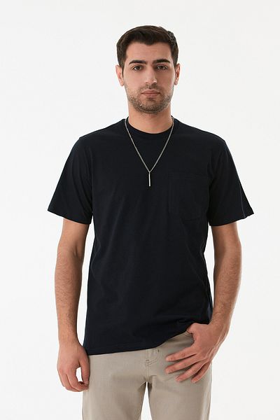 Fulla Moda Μπλουζάκι με λαιμόκοψη με λεπτομέρεια κολιέ με τσέπη