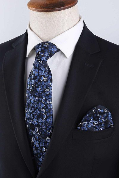 Kravatkolik Navy Blue Flower Pattern Classic Tie with Handkerchief Kk13132