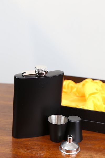 imsaconcept Stainless Steel 2 Shot Glass Flask Set 8.0Z