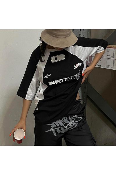Köstebek Smarttooth Unisex T-Shirt με λεπτομέρεια μαύρης ρίγας