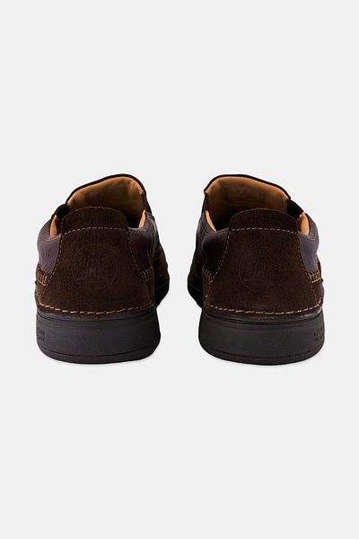 CLARKS حذاء كاجوال للرجال من Wide Nature 5 Walk سهل الارتداء، بني غامق