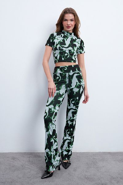 Trendseninle Women's Black Green Patterned Lycra Trousers Turtleneck Suit