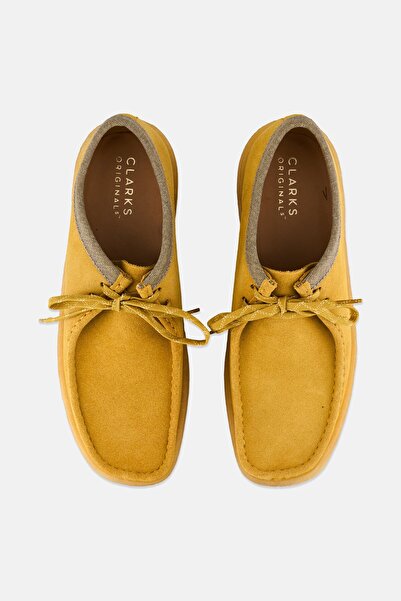 CLARKS Men Wallabee Cup Standard Fit Lace Up Shoes, Amber Gold