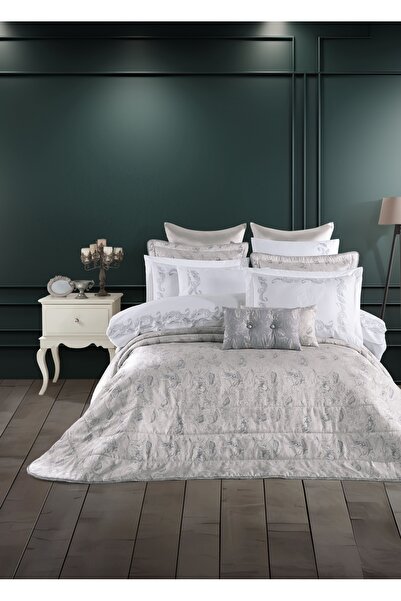 Dantela Angelina Embroidered Gray Quilt Cover and Jacquard Fiber Bedding Set