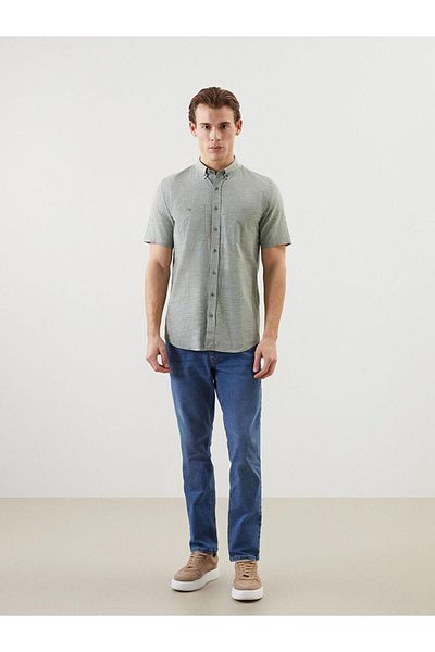 LC Waikiki Ανδρικό κοντομάνικο ποπλίνα LCWAIKIKI Classic Regular Fit