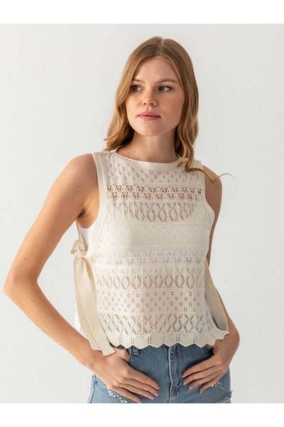 Irmak Kerekli Women's Ecru Openwork Sweater Knitwear Poncho 171710