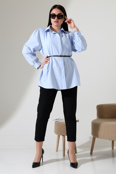 ensade Риза с подплатени рамене, колан от кожа и скрити копчета