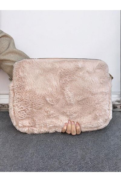 PLUSH STUDIO 13-13.3-14 Inch Plush Macbook, Laptop Bag, Powder Toscase (Without Strap) 36X26Cm