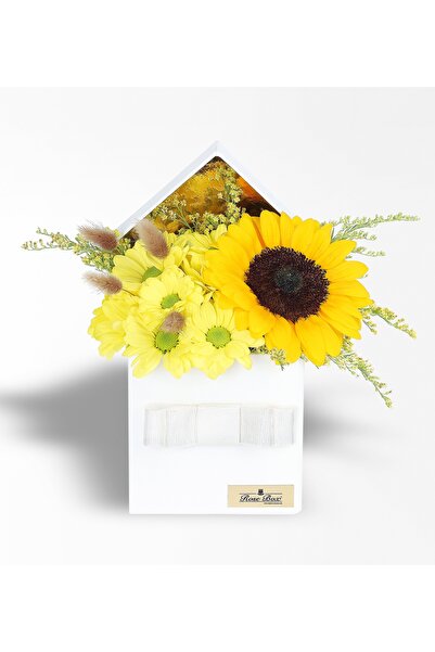 Rosebox Beyaz Kutuda Sarı Papatya Ve Ayçiçeği Aranjmanı
