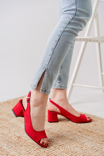 Hayalimdeki Ayakkabı Eriola Red Suede Detailed Low Heeled Women's Shoes