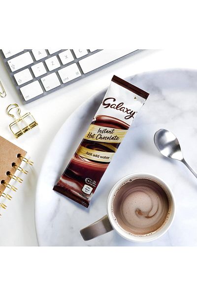 Galaxy Instant Powder Hot Chocolate Sachets (PACK OF 30 SACHETS) Just Add Water Or Milk