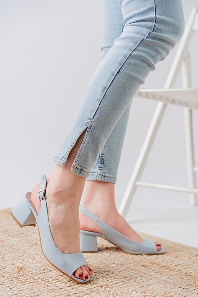 Hayalimdeki Ayakkabı Pantofi de damă cu toc joasă cu detaliu din piele Eriola Baby Blue