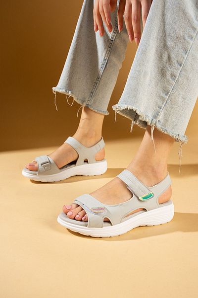 Pembe Potin Women's Gray Anatomical Comfortable Sole Daily Conford Sandals