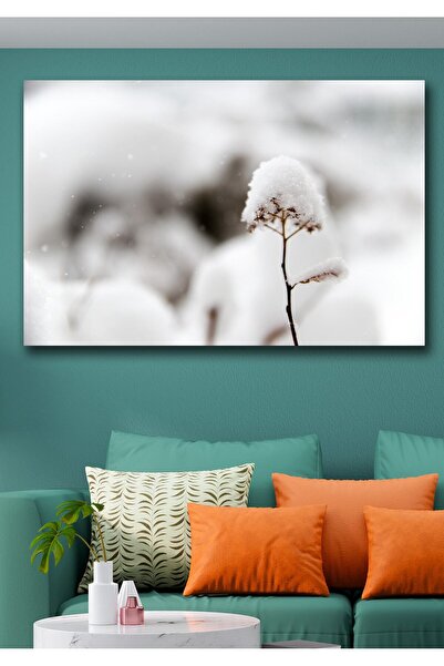 Hediyeler Kapında Beyaz Mevsim Duvar Kanvas Tablo 70x100