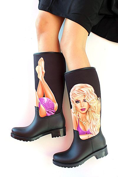Pembe Potin Women's Black Printed Waterproof Flexible Sole Comfortable Rain Boots
