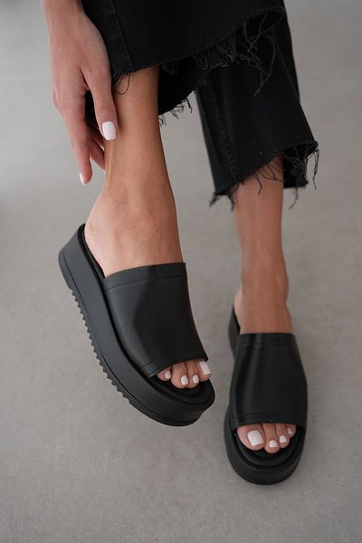 selinshoes Darriel Thick Heeled Women's Slippers-Black