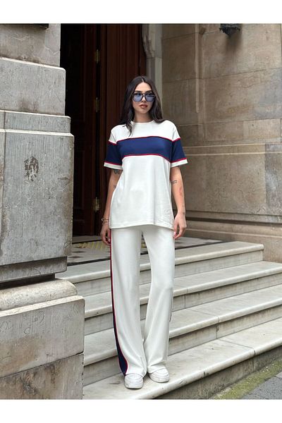 sportiness Modal Fabric Suit with Arabieli Garnish