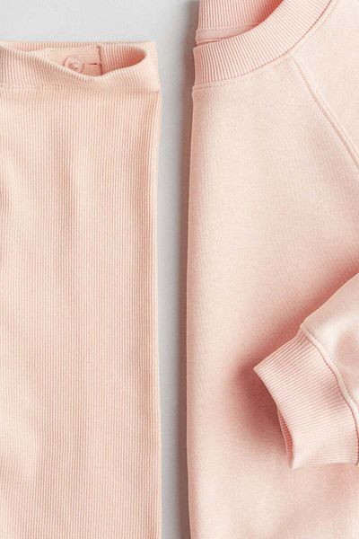 H&M 2-piece sweatshirt and leggings set