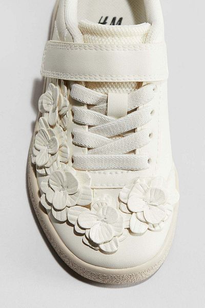 H&M Flower-detail trainers