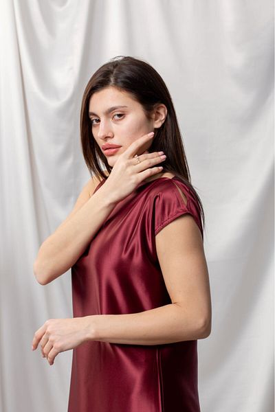 outline Maroon silk dress