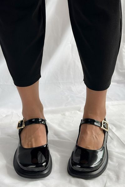 Shoebutik Pantofi de damă Alvis din piele neagră cu detaliu bandă