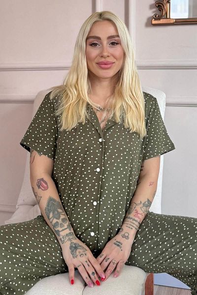 Pijamaevi Set de pijamale cu mânecă scurtă, cu nasturi în față, din bambus, cu model Royal Dots