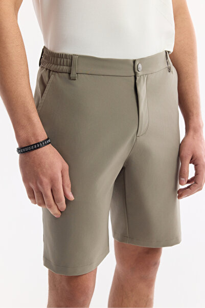 Avva Erkek Haki Beli Lastikli Bi-Stretch Teknik Kumaş Relaxed Fit Şort A51Y3712