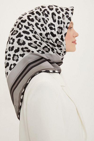 Armine Nostalgia Series Twill Silk Scarf 8728D-54