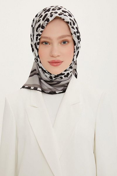 Armine Nostalgia Series Twill Silk Scarf 8728D-54