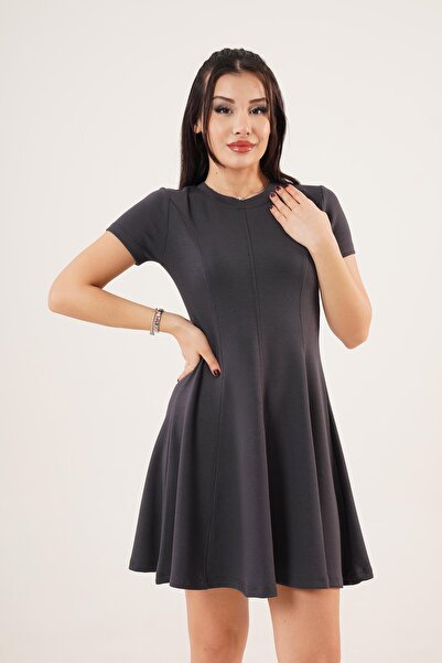 Hipo Trend Prednja Sa detaljima šava Zvonast kroj Model antracit haljina