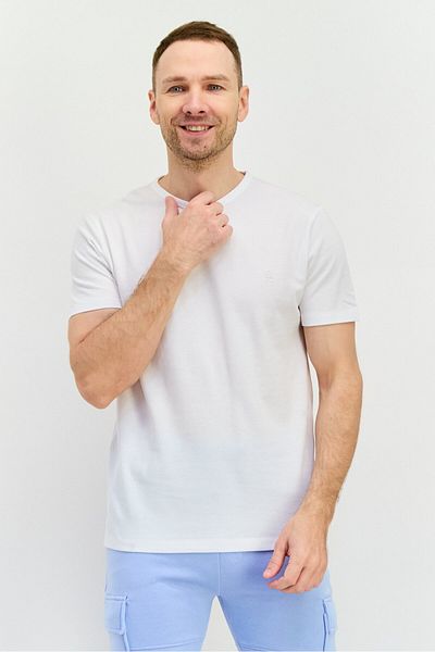 French Connection Men Crew Neck Short Sleeves Textured T-shirt, White