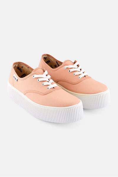 Victoria Women 1915 Doble Lona Lace Up Outdoor Shoes, Peach