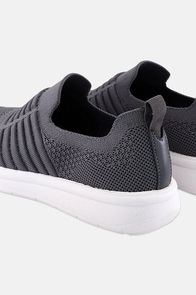 CLARKS Women Standard Slip On Casual Shoes, Light Grey