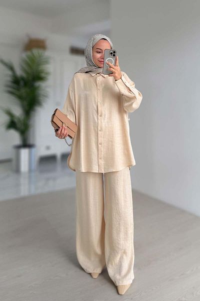 Ka Hijab Shiny Textured Loose Cut Beige Double Set