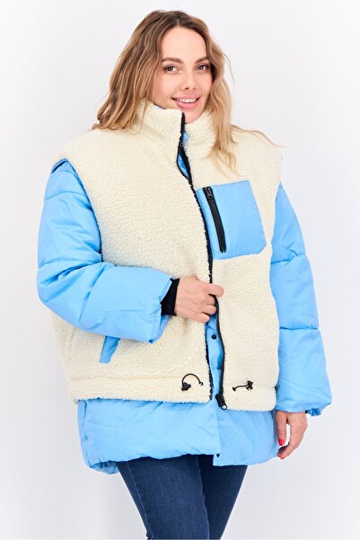 Asos Design جاكيت نسائي قصير 2 في 1 منفوخ مع صدرية قابلة للفصل، لون كريمي