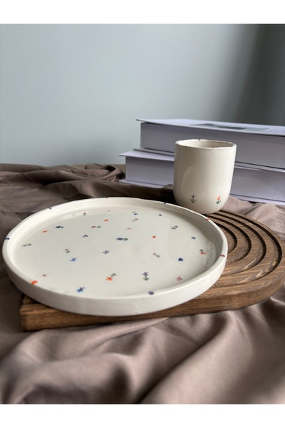 Home Çiçekli tabak ve kupa