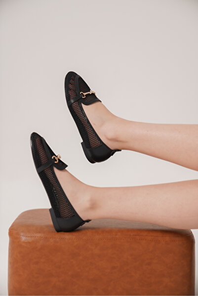 Moda Değirmeni Black Women's Lace Gold Buckle Short Daily Stylish Heels Md2104-111-0001